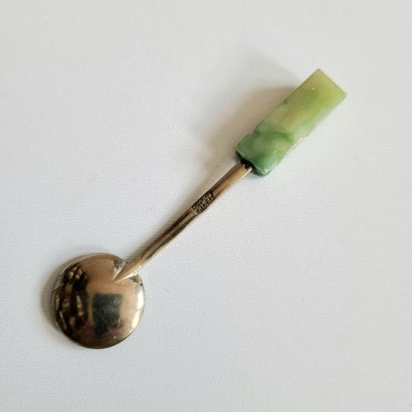 Mexican Alpaca silver spoon with carved Jade Aztec handle. - Picture 3 of 5